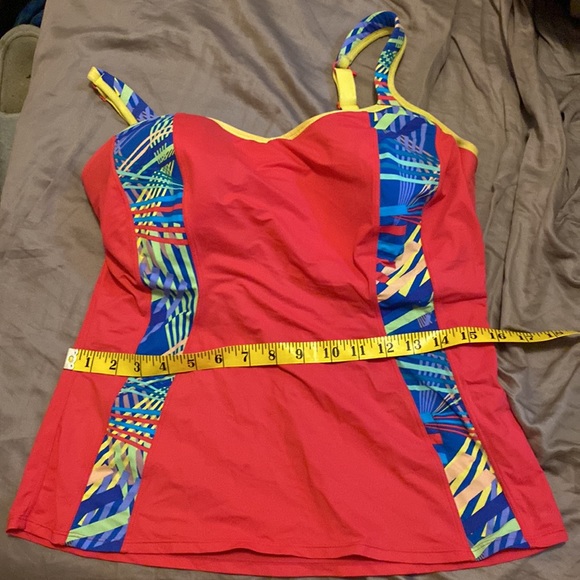 Panache workout tank with built in bra 36G - Picture 2 of 4